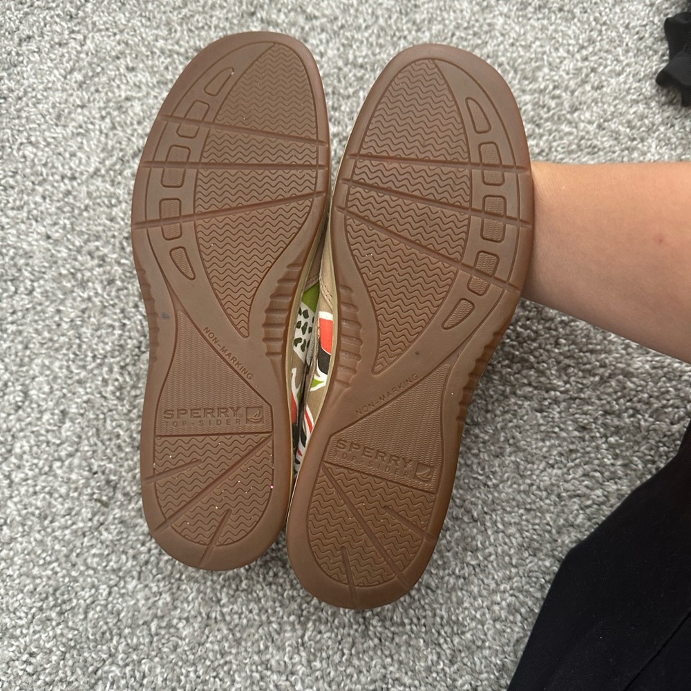 Women’s sperry size 7.5 - Picture 4 of 5